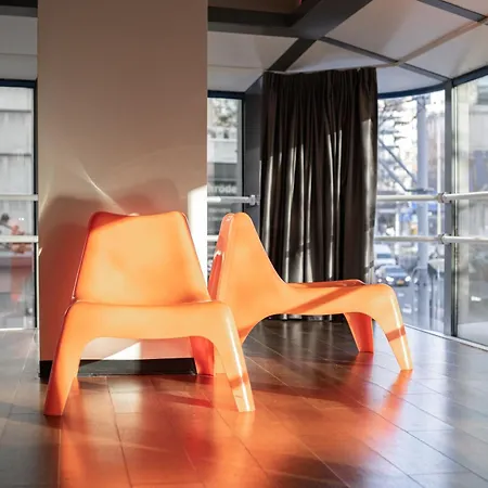 Szálloda Easyhotel Centre 2*