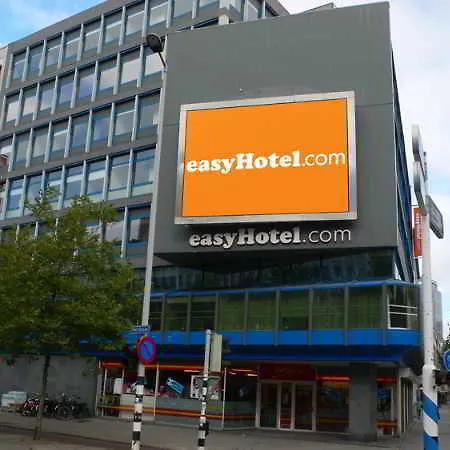 Szálloda Easyhotel Centre 2*